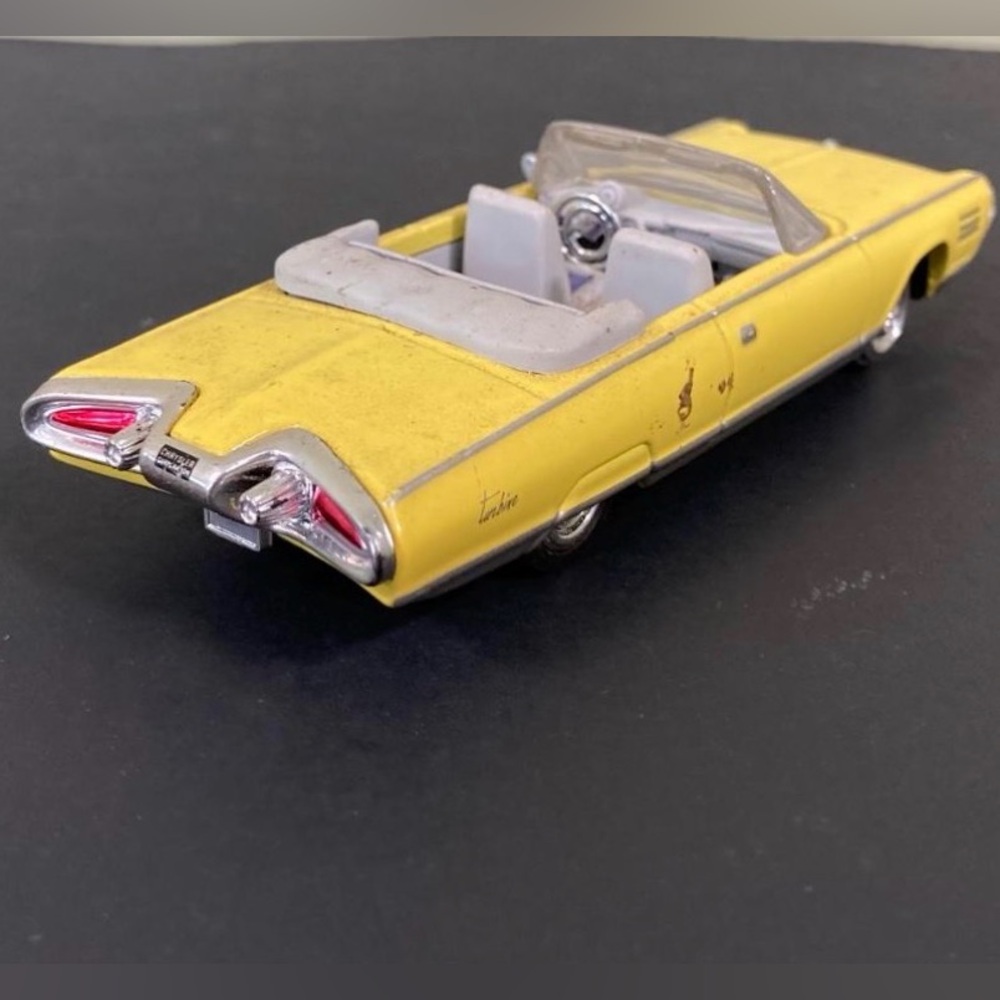 1964 Chrysler Turbine Yellow Diecast Model w Box